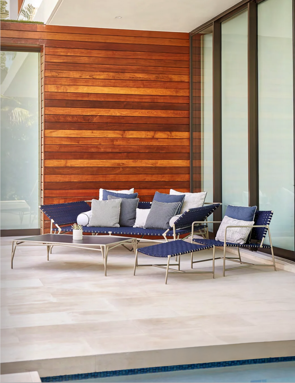 Stretch seating and wood wall